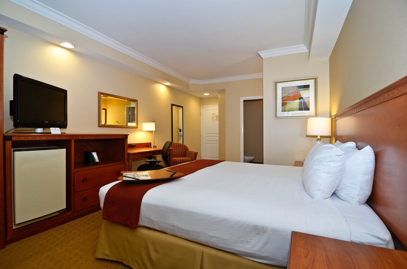 Best Western Plus - Kingsland, GA
