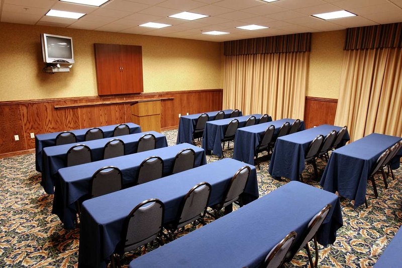 Hampton Inn & Suites Palmdale - Palmdale, CA