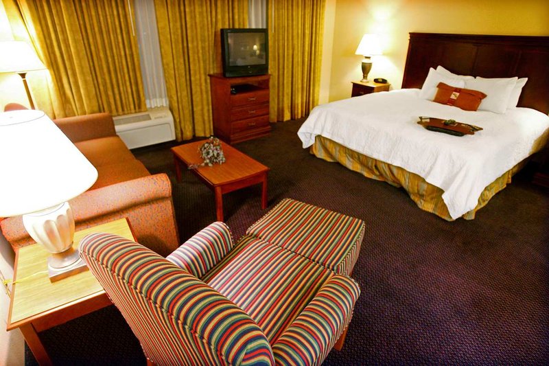 Hampton Inn & Suites Palmdale - Palmdale, CA