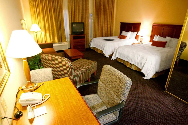 Hampton Inn & Suites Palmdale - Palmdale, CA