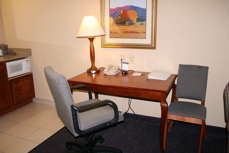 Hampton Inn & Suites Palmdale - Palmdale, CA