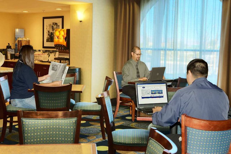 Hampton Inn-Lancaster - Lancaster, CA