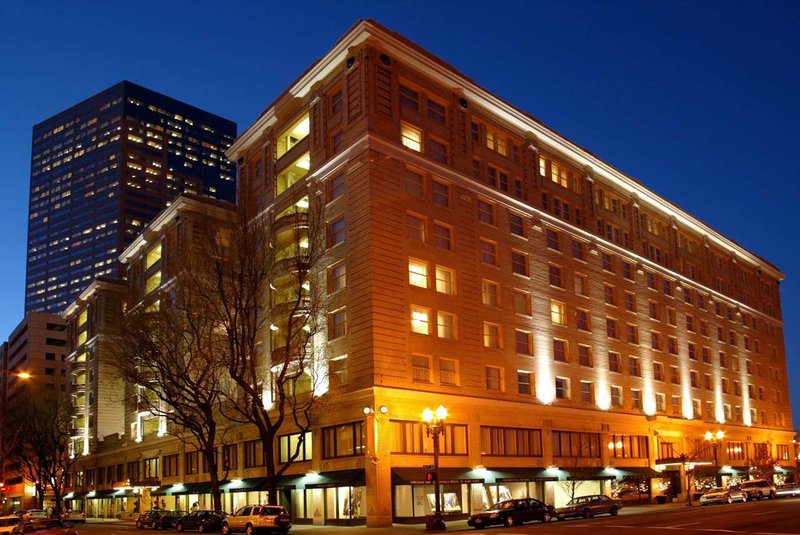 Embassy Suites By Hilton Portland Downtown - Portland, OR