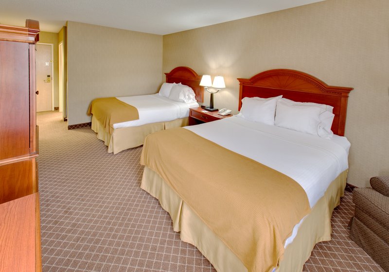 Holiday Inn Express CEDAR RAPIDS (COLLINS RD) - Cedar Rapids, IA