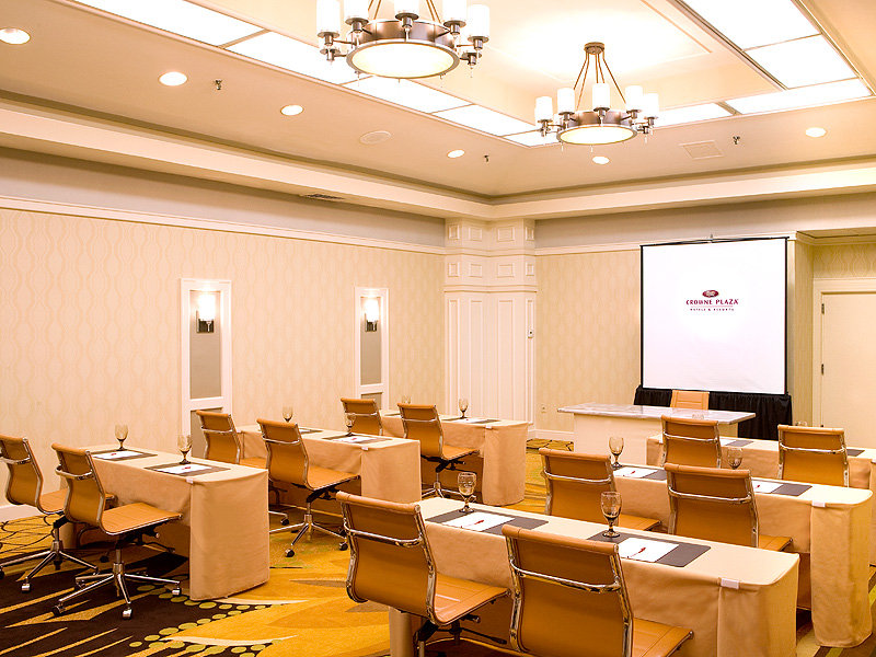 Crowne Plaza FAIRFIELD - Fairfield, NJ