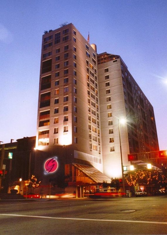 Garfield Suites Hotel - Cincinnati, OH