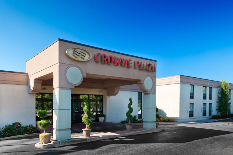 Crowne Plaza Paramus - Paramus, NJ