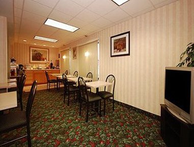 Super 8-North Lima Oh - North Lima, OH