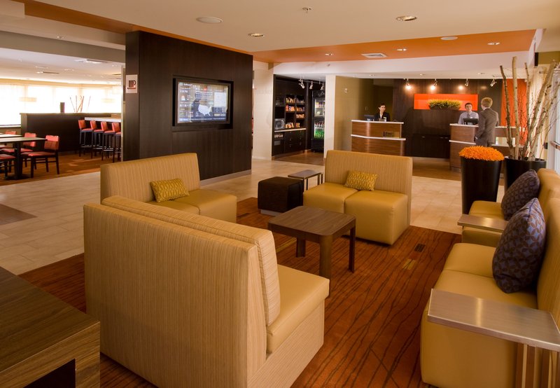 Courtyard By Marriott Lansing - Lansing, MI