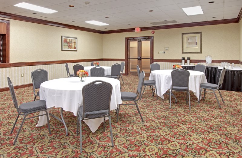 Holiday Inn NORTH LITTLE ROCK - North Little Rock, AR
