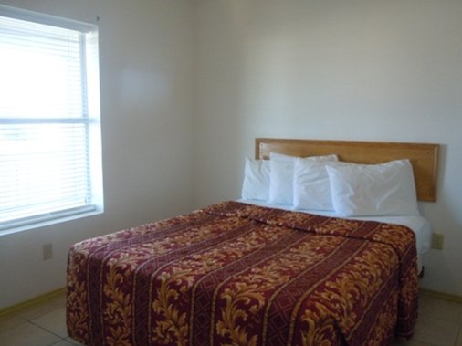 Port Isla Inn - Port Isabel, TX