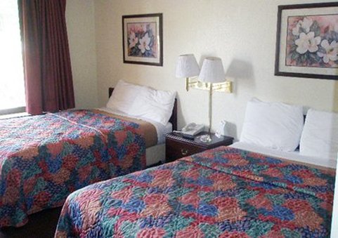 Econo Lodge Research Triangle Park