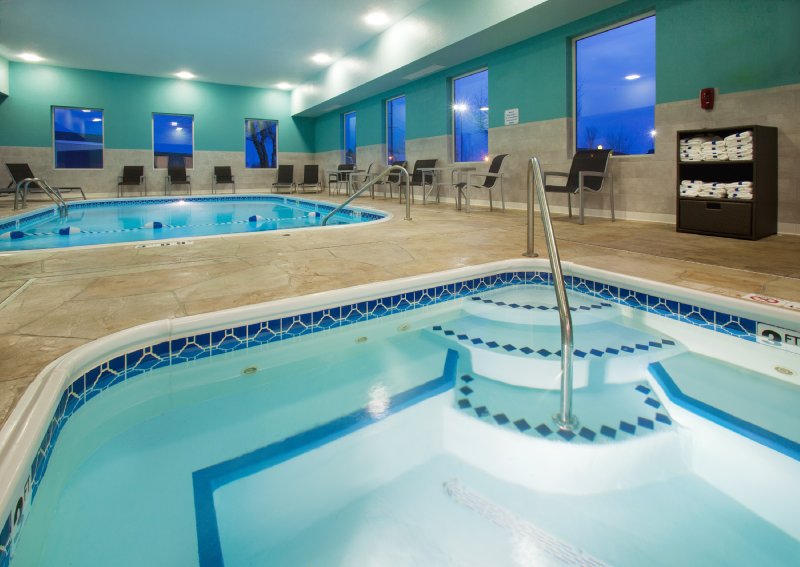 Holiday Inn Express-Pekin - Pekin, IL