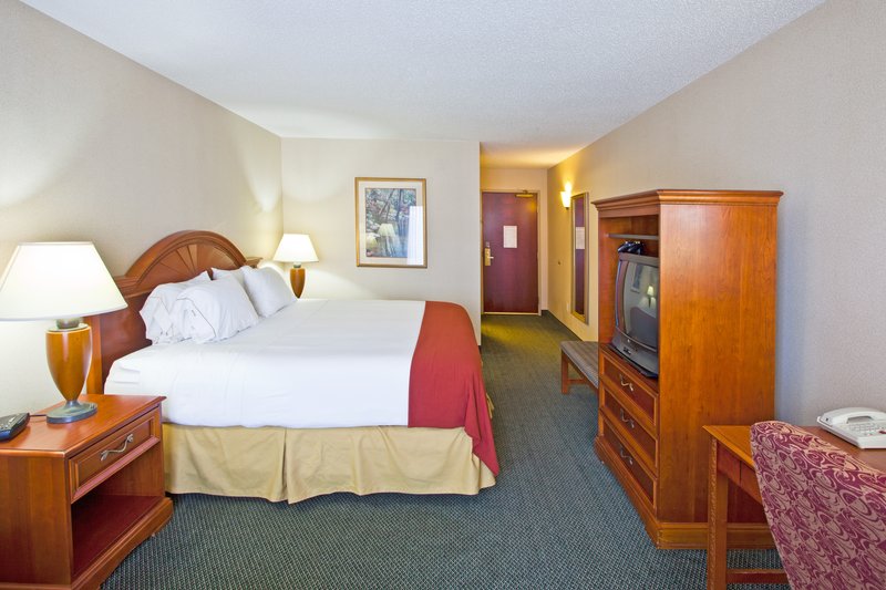 Holiday Inn Express & Suites WATERFORD - Waterford, MI