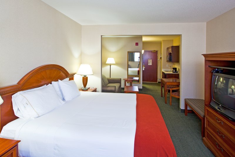 Holiday Inn Express & Suites WATERFORD - Waterford, MI