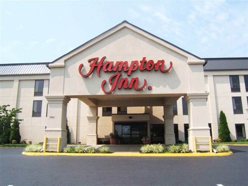 Hampton Inn Roanoke/Hollins-I-81 - Roanoke, VA