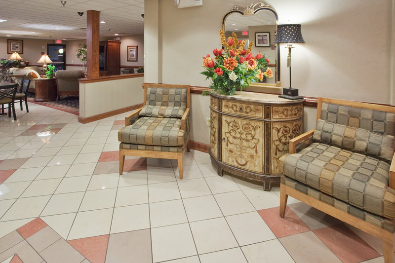 Holiday Inn Express & Suites LAURINBURG - Laurinburg, NC