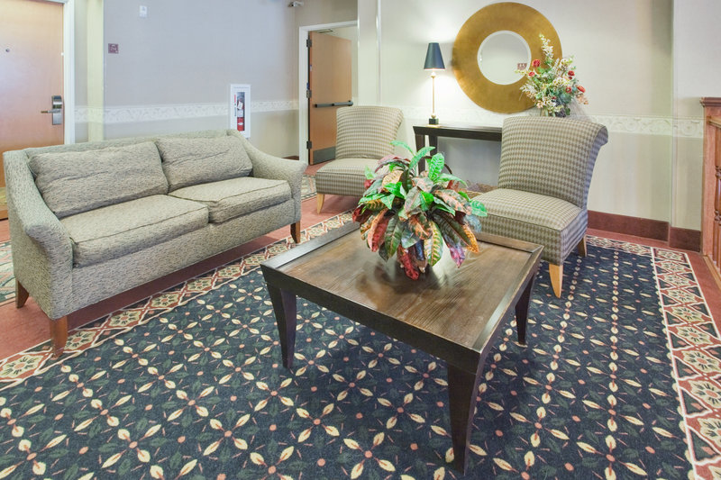Holiday Inn Express & Suites LAURINBURG - Laurinburg, NC