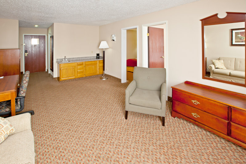 Holiday Inn Express - Uniondale, IN