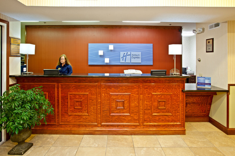 Holiday Inn Express - Uniondale, IN