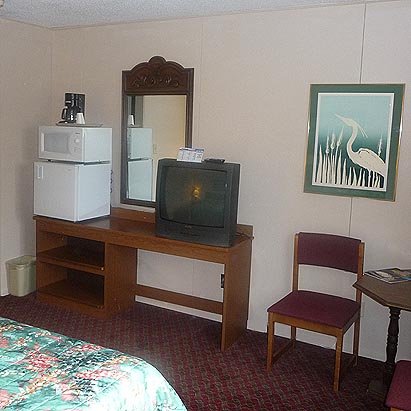Econo Lodge - Austin, MN
