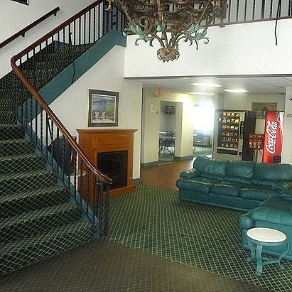 Econo Lodge - Austin, MN