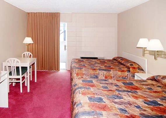Rodeway Inn Longview - Longview, WA