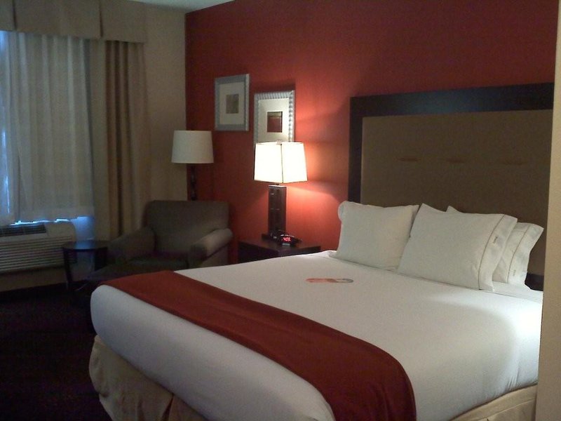 Holiday Inn Express HARVEY-MARRERO - Grand Isle, LA