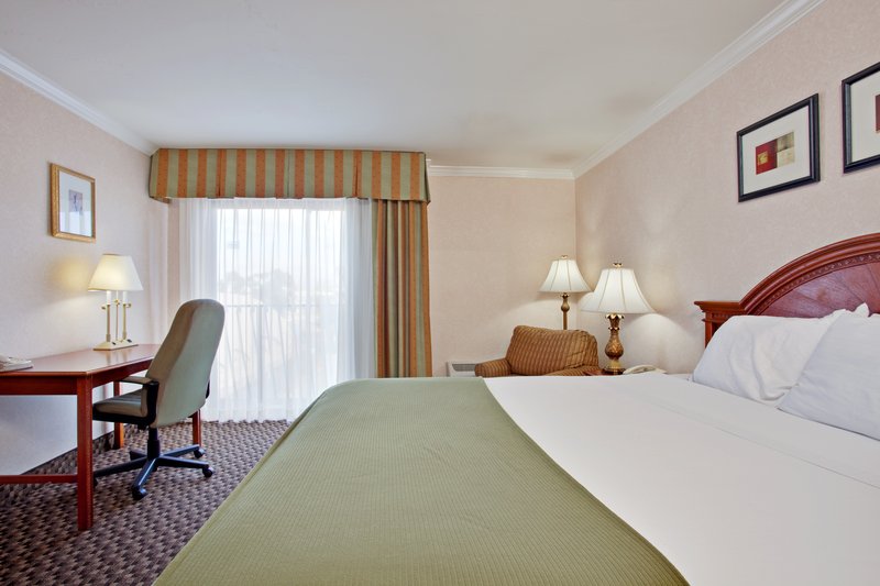 Holiday Inn Express SAN DIEGO-LA MESA (SDSU AREA) - Guatay, CA