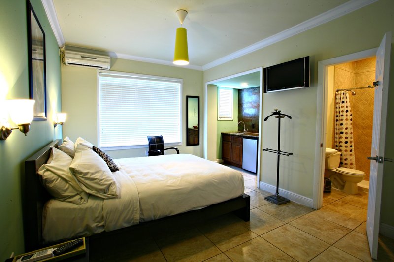 Delores Hotel - Miami Beach, FL