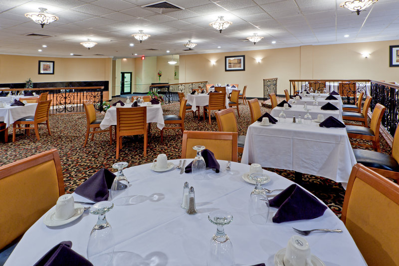 Holiday Inn - Fort Washington, PA