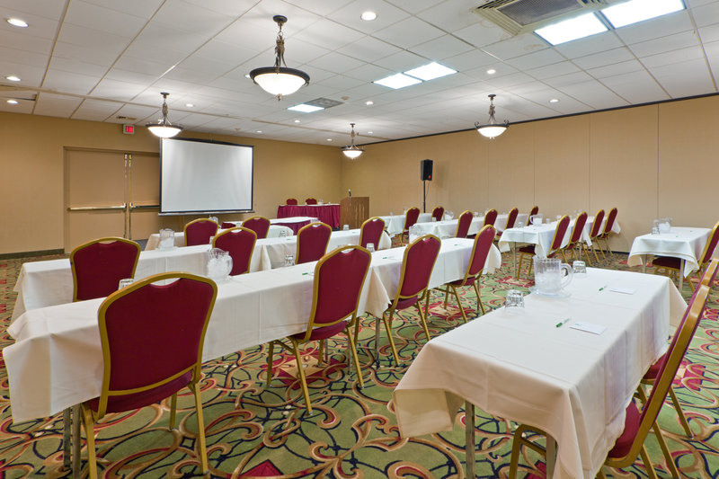 Holiday Inn - Fort Washington, PA