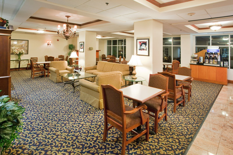 Holiday Inn Express & Suites WALTERBORO I-95 - Walterboro, SC