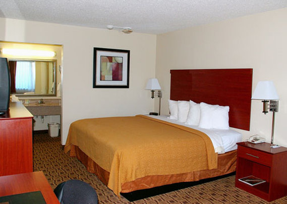 Quality Inn - Charlottesville, VA