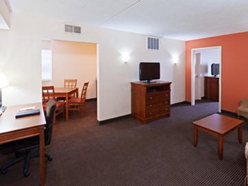 AmericInn - Fishers, IN