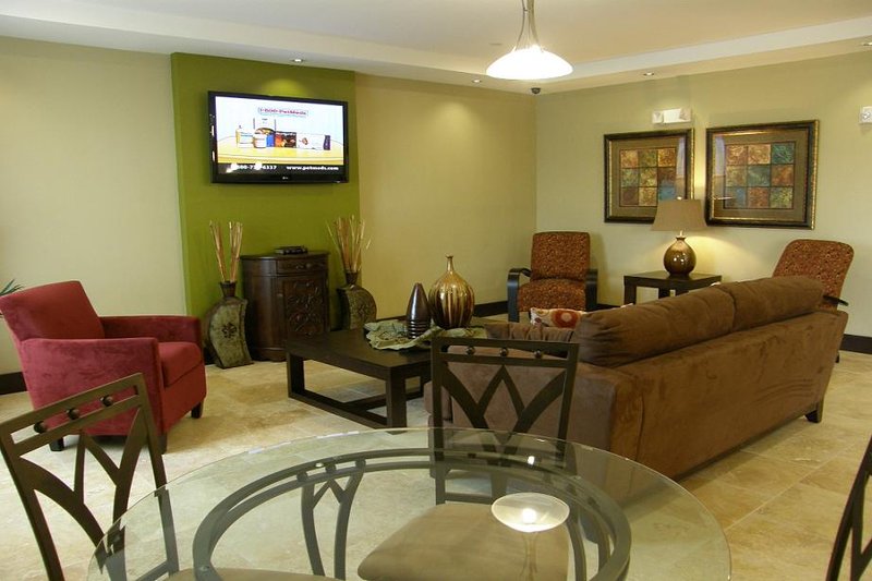 La Jagu Inn & Suites - Winnfield, LA