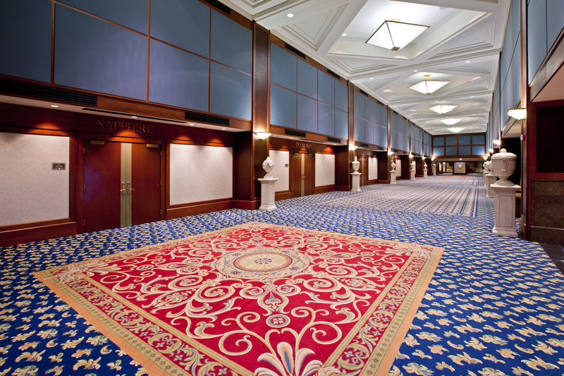 Crowne Plaza-Springfield - Mount Pulaski, IL