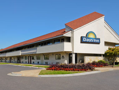 Days Inn - Leawood, KS