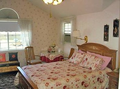 Canyon Country Inn Bed & Breakfast - Williams, AZ