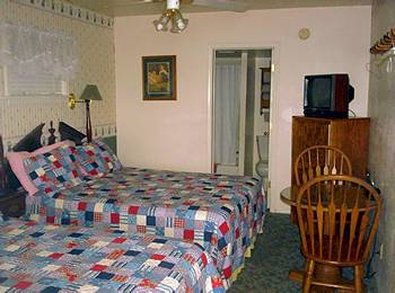 Canyon Country Inn Bed & Breakfast - Williams, AZ