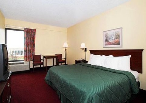 Quality Inn - Mullins, SC