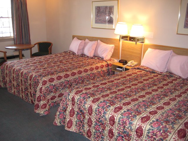 Red Carpet Inn - Hanover, PA