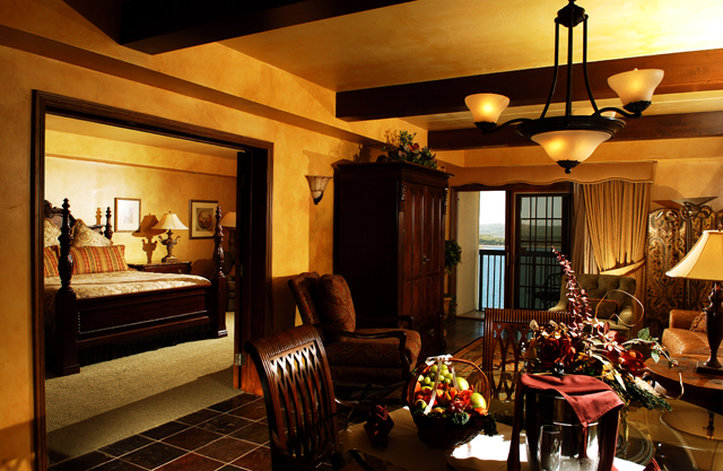 Chateau On The Lake Resort - Branson, MO