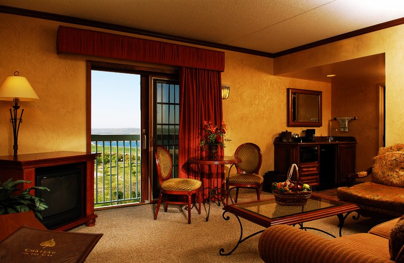 Chateau On The Lake Resort - Branson, MO