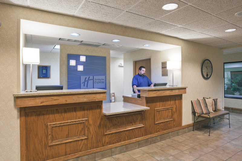 HOLIDAY INN EXPRESS-PORTAGE - Portage, IN
