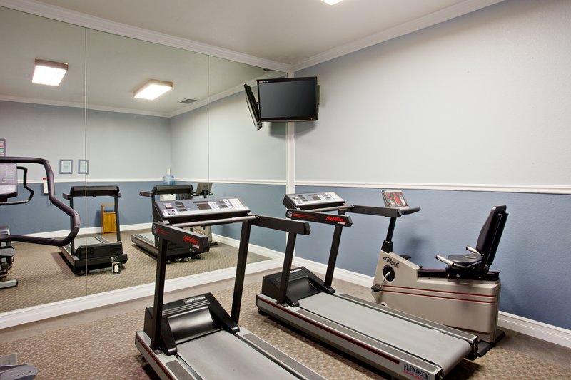 Holiday Inn Express Santa Nella - Riverbank, CA