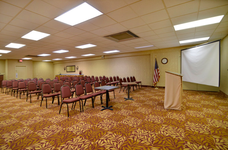 BEST WESTERN Branson Inn And Conference Center - Reeds Spring, MO