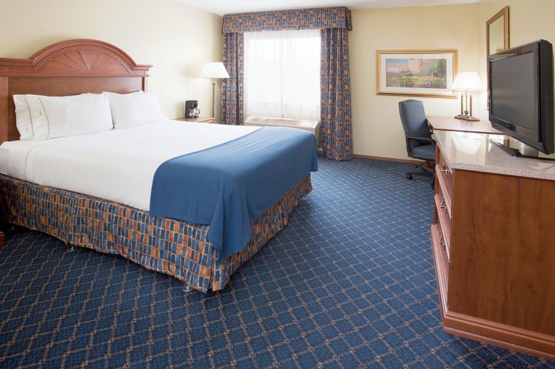 Holiday Inn Express - Bemidji, MN