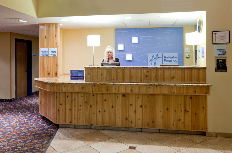 Holiday Inn Express - Bemidji, MN