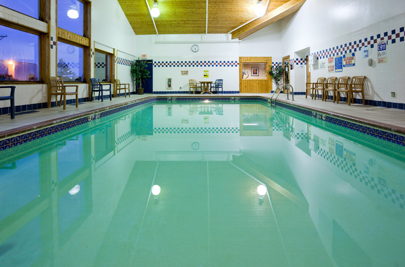 Holiday Inn Express - Bemidji, MN